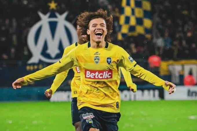 九游官网-Here we go！罗马诺：马赛就签下索肖天才中场约瑟夫达成协议